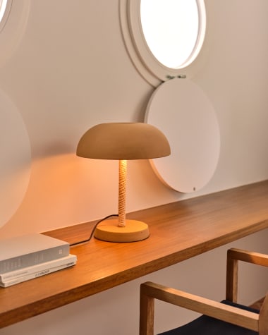 Arinda terracotta table lamp