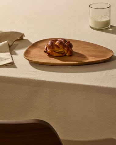 Nukha set of 2 serving boards in FSC 100% acacia wood